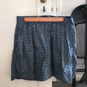 Gap navy floral skirt- size 6